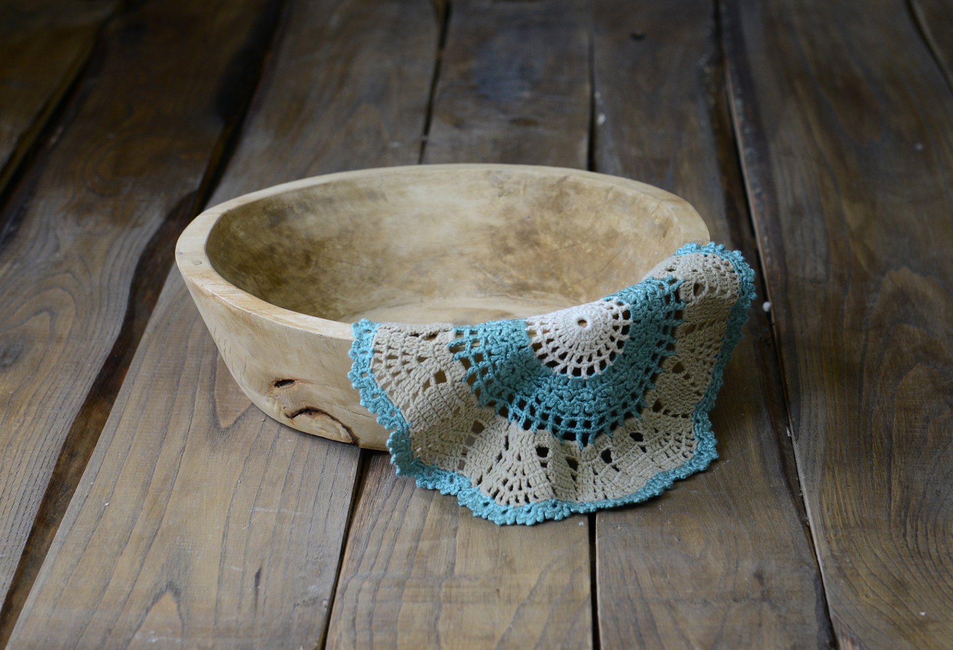 DEKORATİF DANTEL ÖRTÜ