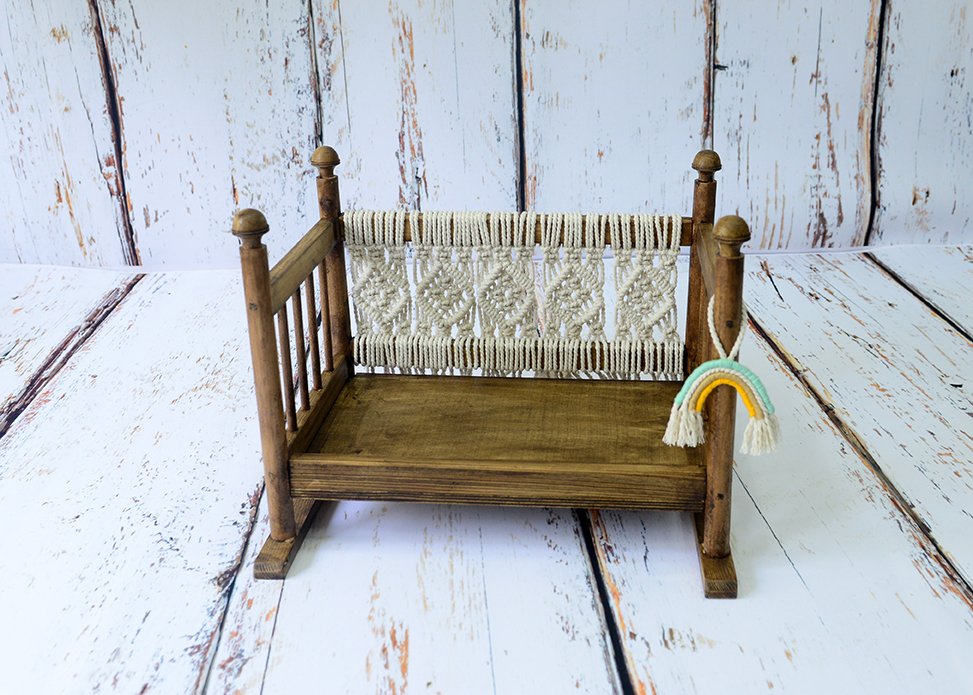 AHŞAP MAKROMELİ YATAK CEVİZ