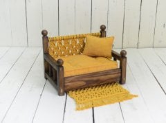 AHŞAP MAKROMELİ YATAK KOLTUK SARI MİNDER DAHİL