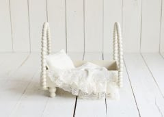 AHŞAP BONCUKLU YATAK