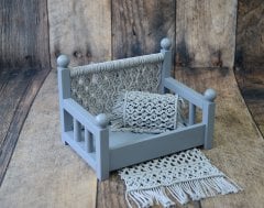 AHŞAP MAKROMELİ YATAK KOLTUK -KİLİM YASTIK