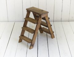 AHŞAP ÇİFT TARAFLI MERDİVEN 45 CM