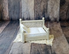 AHŞAP MAKROMELİ YATAK KOLTUK MİNDER VE KİLİM DAHİL