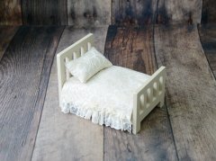 AHŞAP YATAK YATAK ÖRTÜSÜ YASTIK